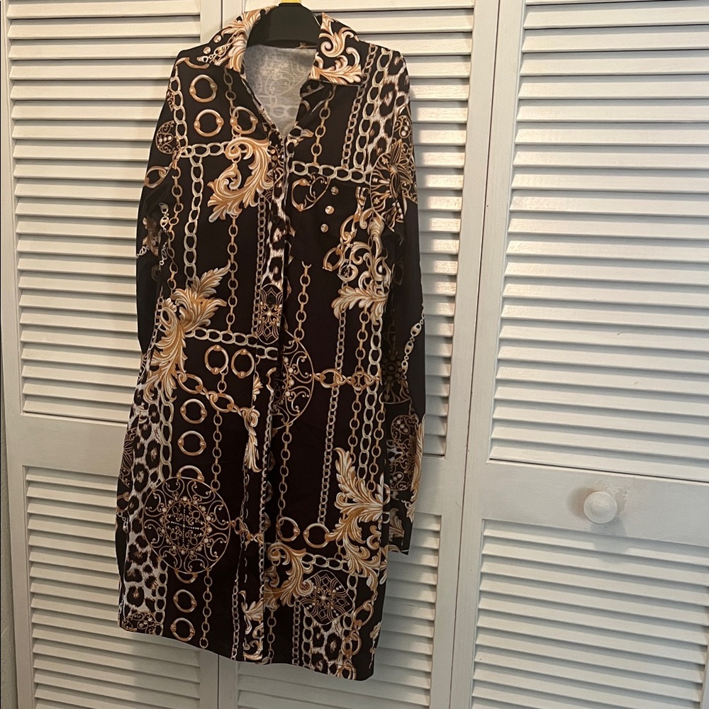 #*065**Elegant Black and Gold Chain Print Dress.